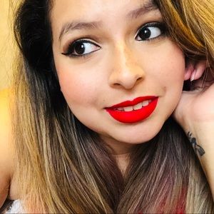 Meet your Posher, Kenia